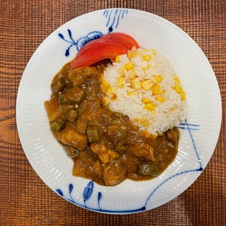 とうもろこしご飯の夏野菜カレー！